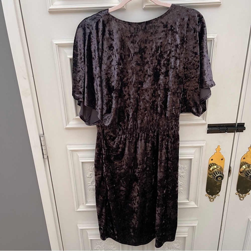 Crushed Velvet Wrap Dress - Purple - Size MEDIUM - Picture 5 of 7